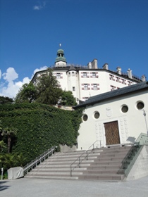 Das Schloß Ambras bei Innsbruck. Foto: Alexander Ehrlich, City Tours GmbH